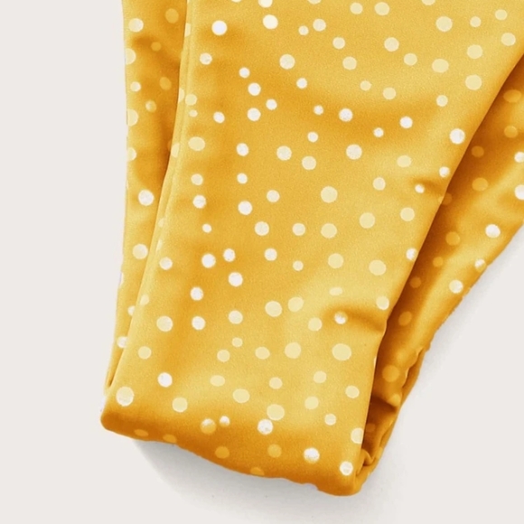 Yellow polka dot bikini 🌻 - Picture 3 of 6